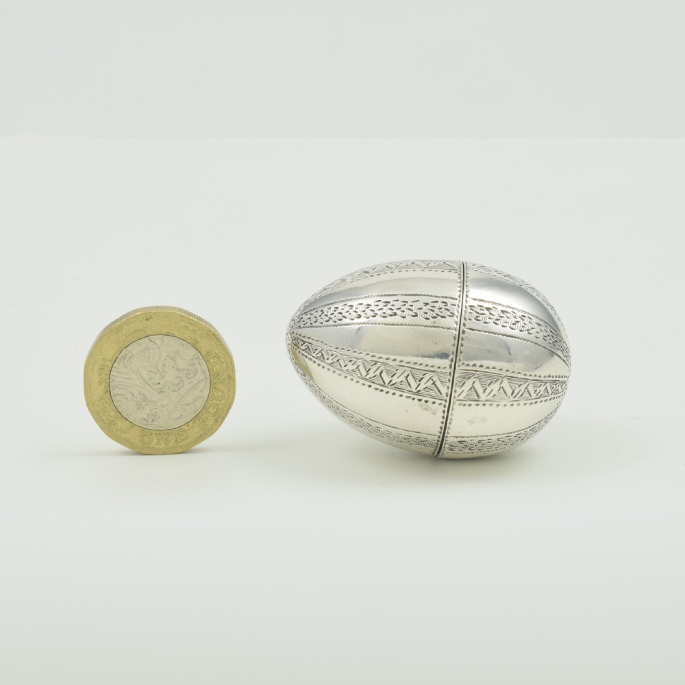 Stunning Rare Georgian Bright Cut Engraved Silver Egg Nutmeg Grater Samuel Meriton c.1775 View XII