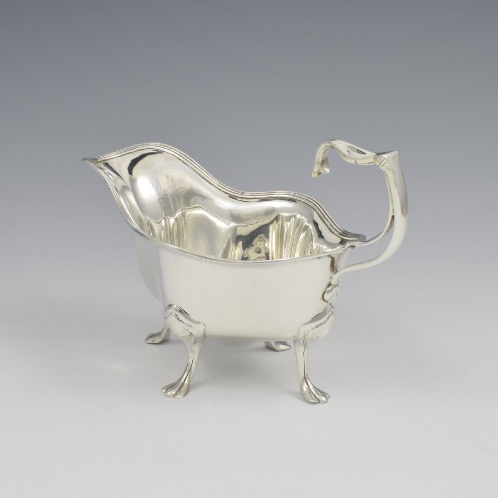 Stunning Edwardian Art Nouveau Quatrefoil Silver Sauce Boat / Sauceboat  View VII