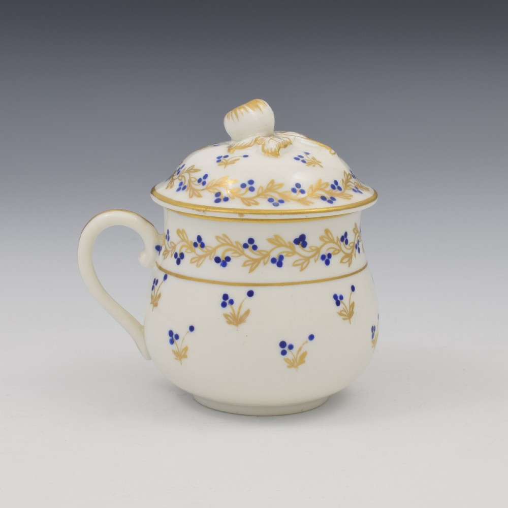 Lovely French Paris Porcelain Custard Cup & Cover c.1870 (Pot à Crème) View V