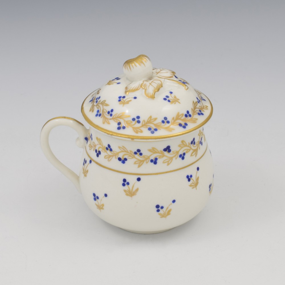 Lovely French Paris Porcelain Custard Cup & Cover c.1870 (Pot à Crème) View VI