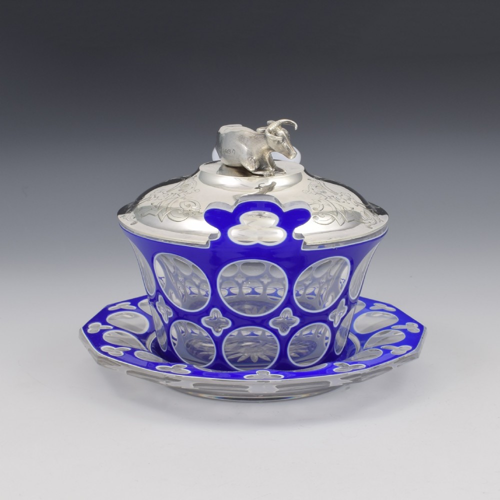 Stunning Rare Early Victorian Sterling Silver Cow & Blue & White Glass Butter Dish c.1840 View IV