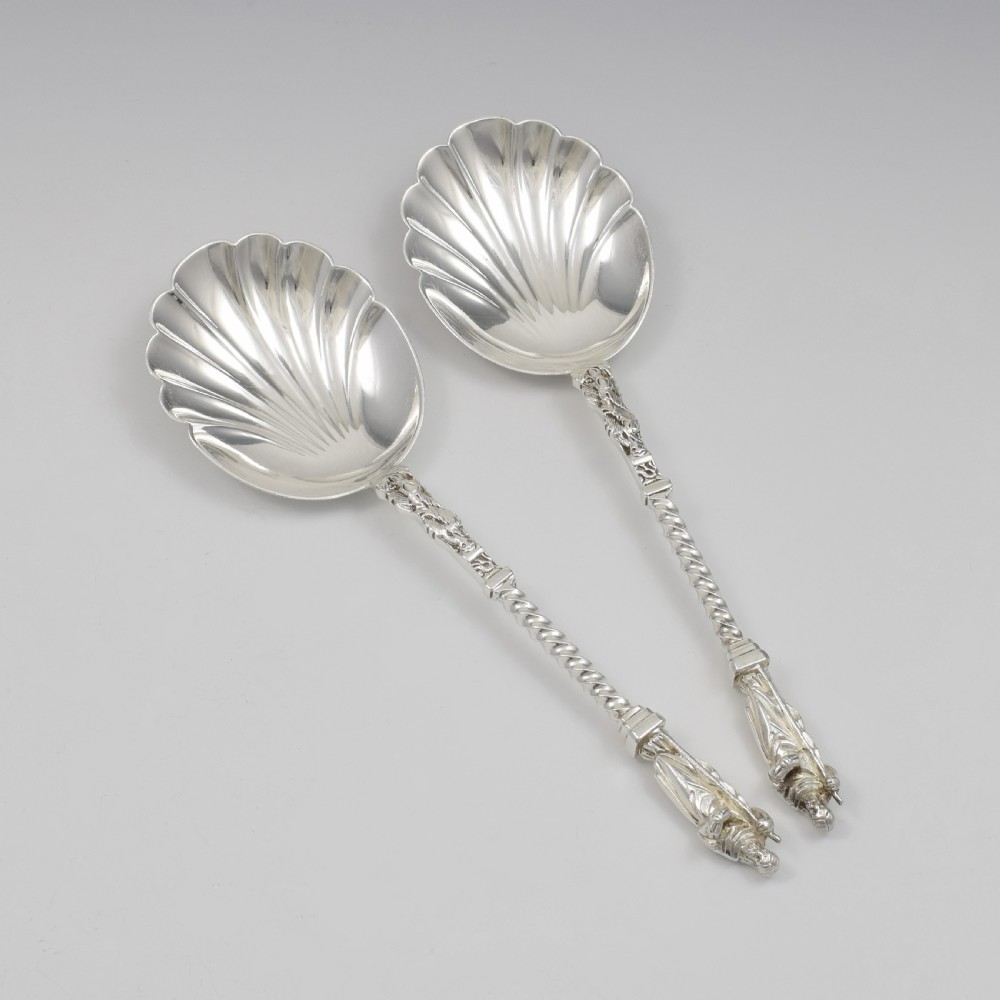 Stunning Pair Of Victorian Cased Silver Scallop Shell Serving Spoons View III
