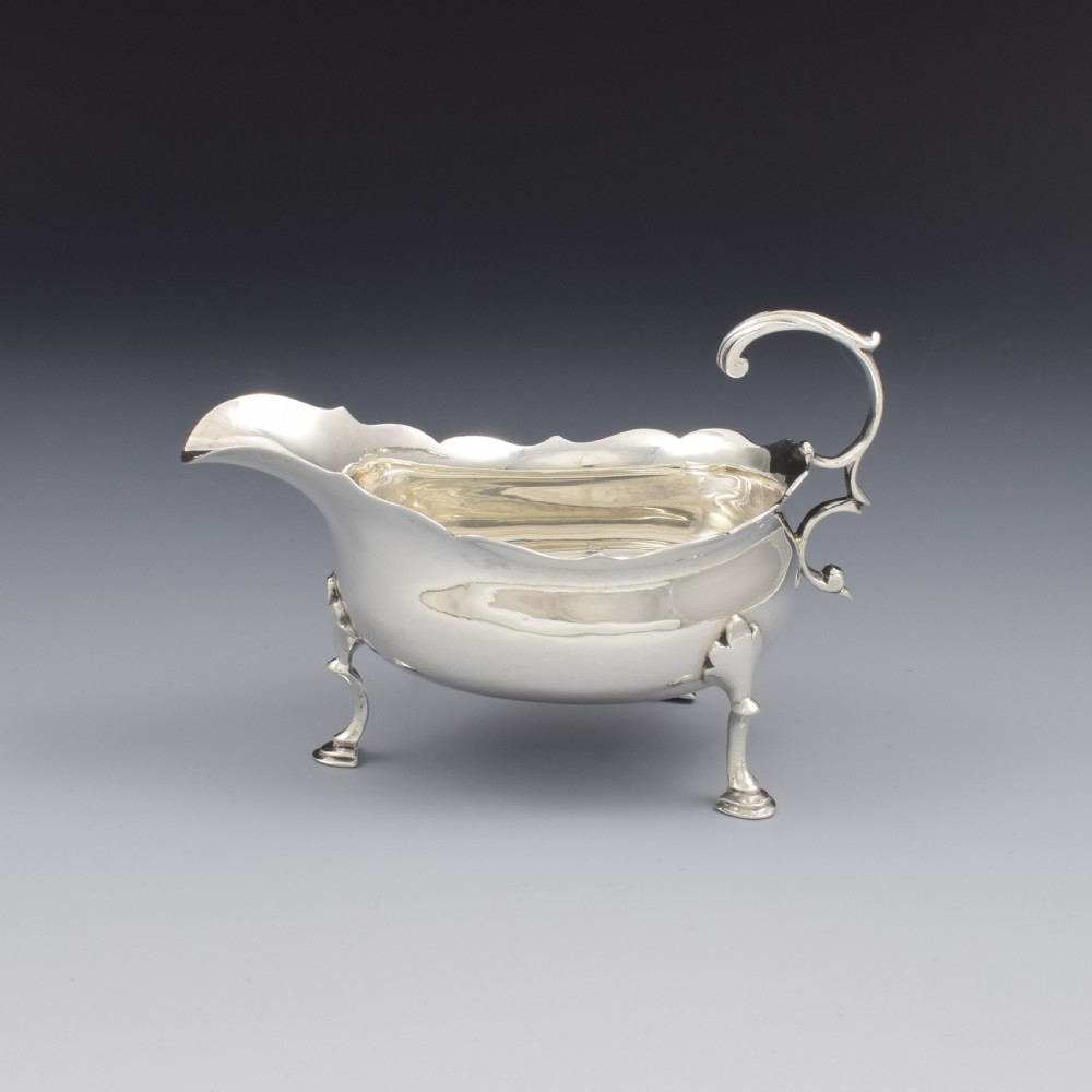 Lovely Small Georgian Silver Sauce Boat 1771 Walter Brind 