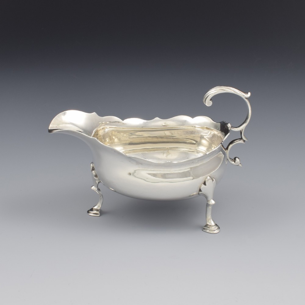 Lovely Small Georgian Silver Sauce Boat 1771 Walter Brind  View II