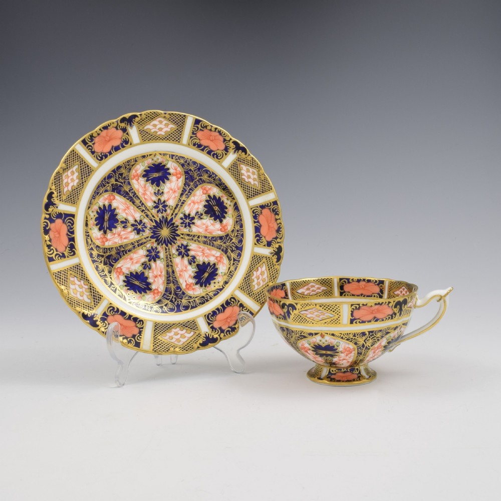 Stunning Royal Crown Derby Pedestal Cup & Saucer Imari 1128  View III