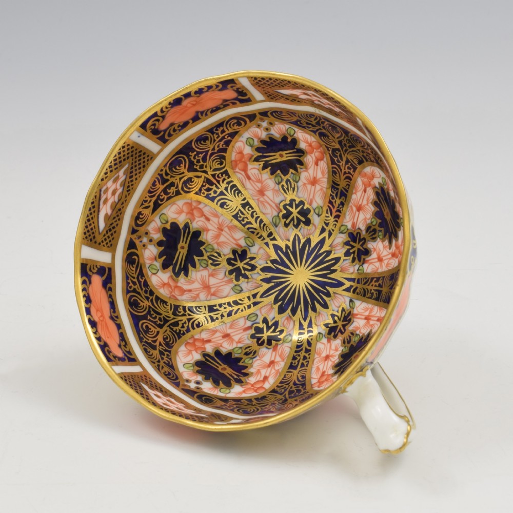 Stunning Royal Crown Derby Pedestal Cup & Saucer Imari 1128  View XI