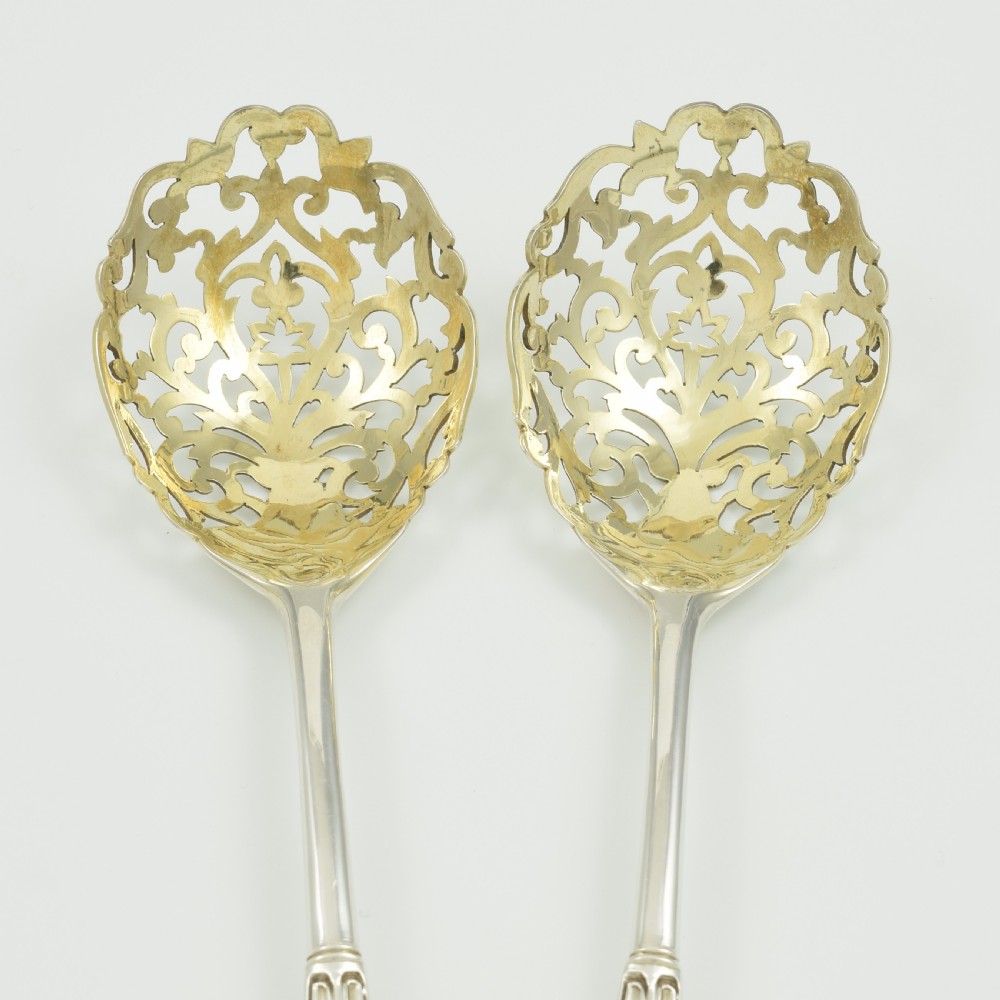 Stunning Edwardian Cased Pair Of Pierced Sterling Silver Serving Spoons View X