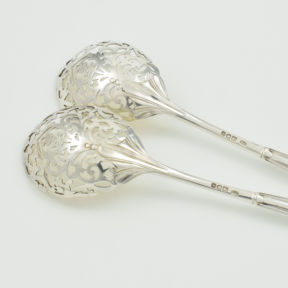 Stunning Edwardian Cased Pair Of Pierced Sterling Silver Serving Spoons View XIII