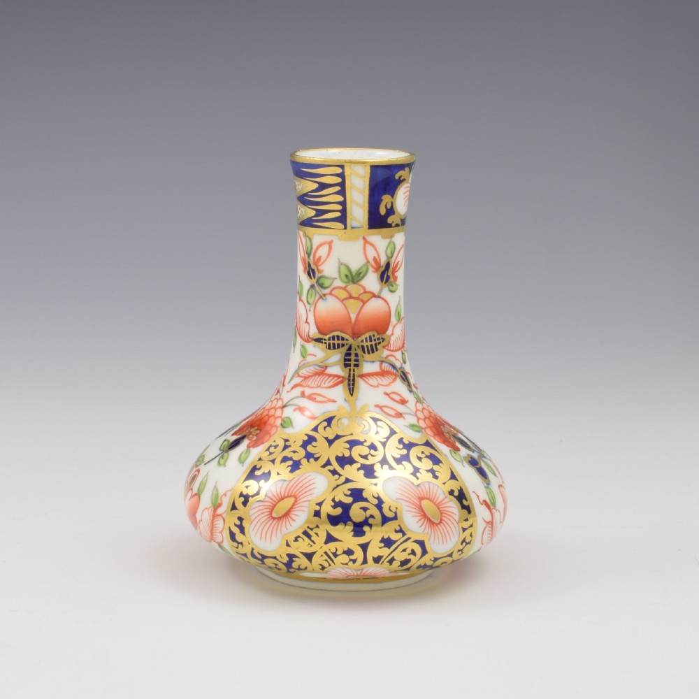 Victorian Stevenson & Hancock King Street Derby Imari Porcelain Bud Vase 6299 c.1880