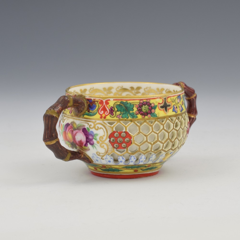 Rare Chamberlain's Worcester Pierced Double Walled Porcelain Twin Handle Cup c.1846 View IX