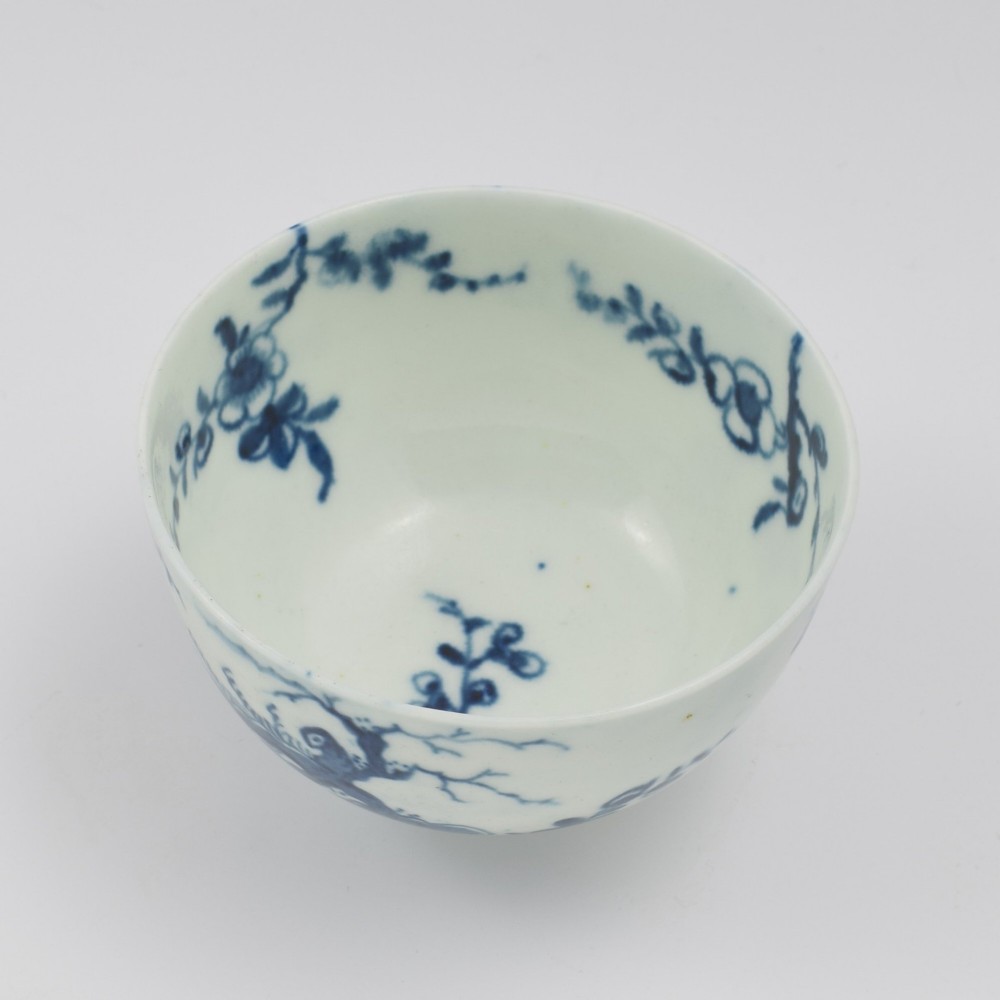 Lovely First Period Worcester Porcelain Prunus Root Tea Bowl & Saucer c.1760 View VII