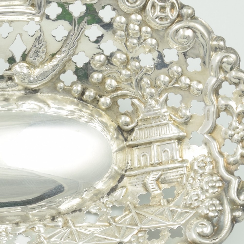 Pretty Edwardian Pierced Silver Trinket Dish Chinoiseries Scenes View III
