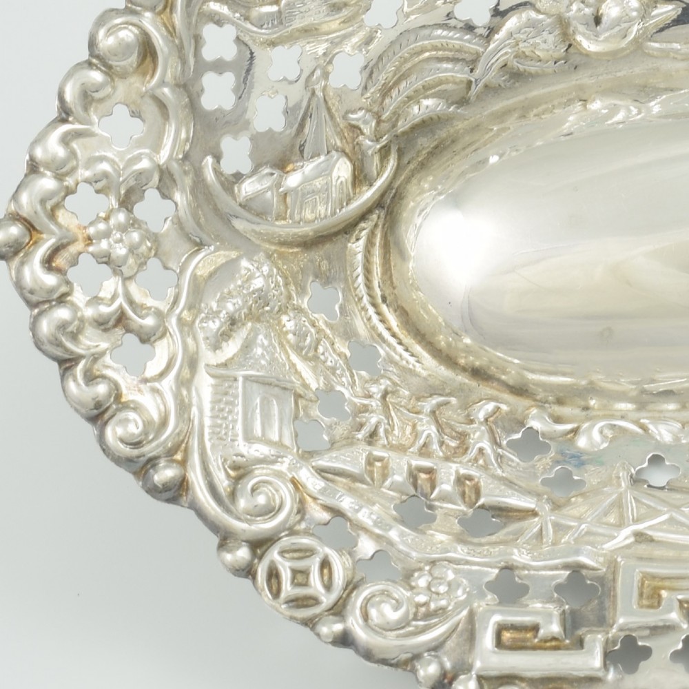 Pretty Edwardian Pierced Silver Trinket Dish Chinoiseries Scenes View IV