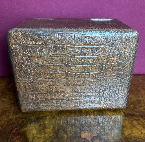 IMMACULATE CONDITION CROCODILE JEWELLERY BOX CIRCA 1890 - ADDITIONAL PHOTO 5