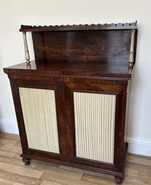 Regency Rosewood Chiffonier Circa, 1835.
Sideboard Cabinet.