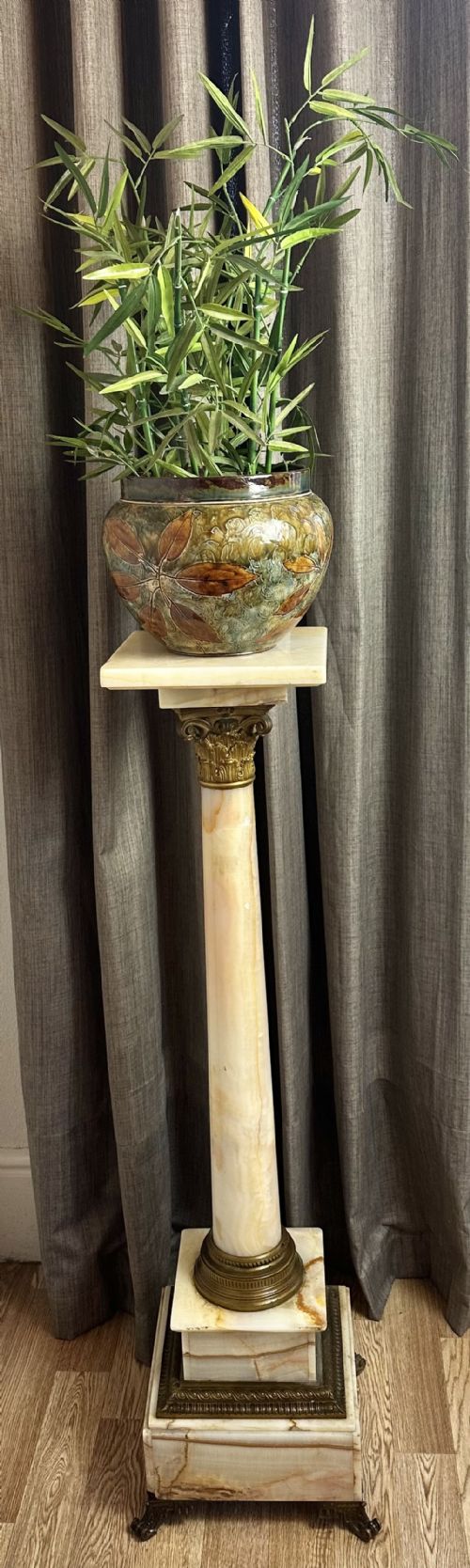 A FINE ONYX COLUMN CIRCA 1900 - ADDITIONAL PHOTO 4