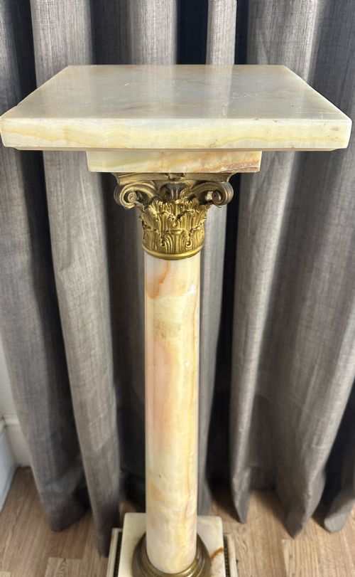 A FINE ONYX COLUMN CIRCA 1900 - ADDITIONAL PHOTO 5