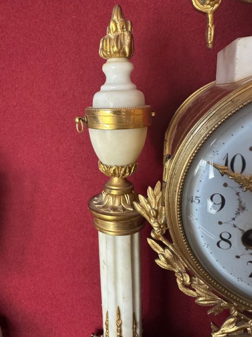 SUPERB QUALITY THREE PIECE FRENCH CLOCK GARNITURE 1890 - ADDITIONAL PHOTO 5