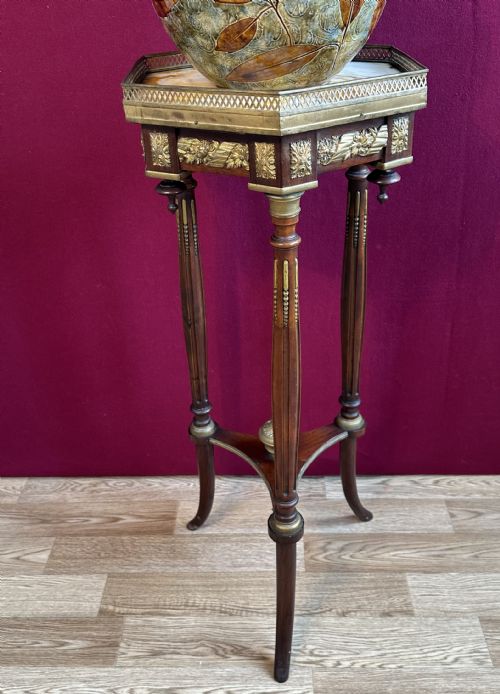 VICTORIAN PLANT STAND CIRCA 1875
