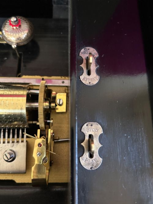MUSIC BOX CIRCA 1875 - ADDITIONAL PHOTO 5