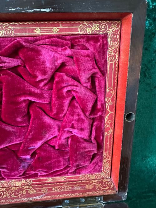VICTORIAN COMBINED JEWELLERYTRAVELLING BOXC CIRCA 1890 - ADDITIONAL PHOTO 1