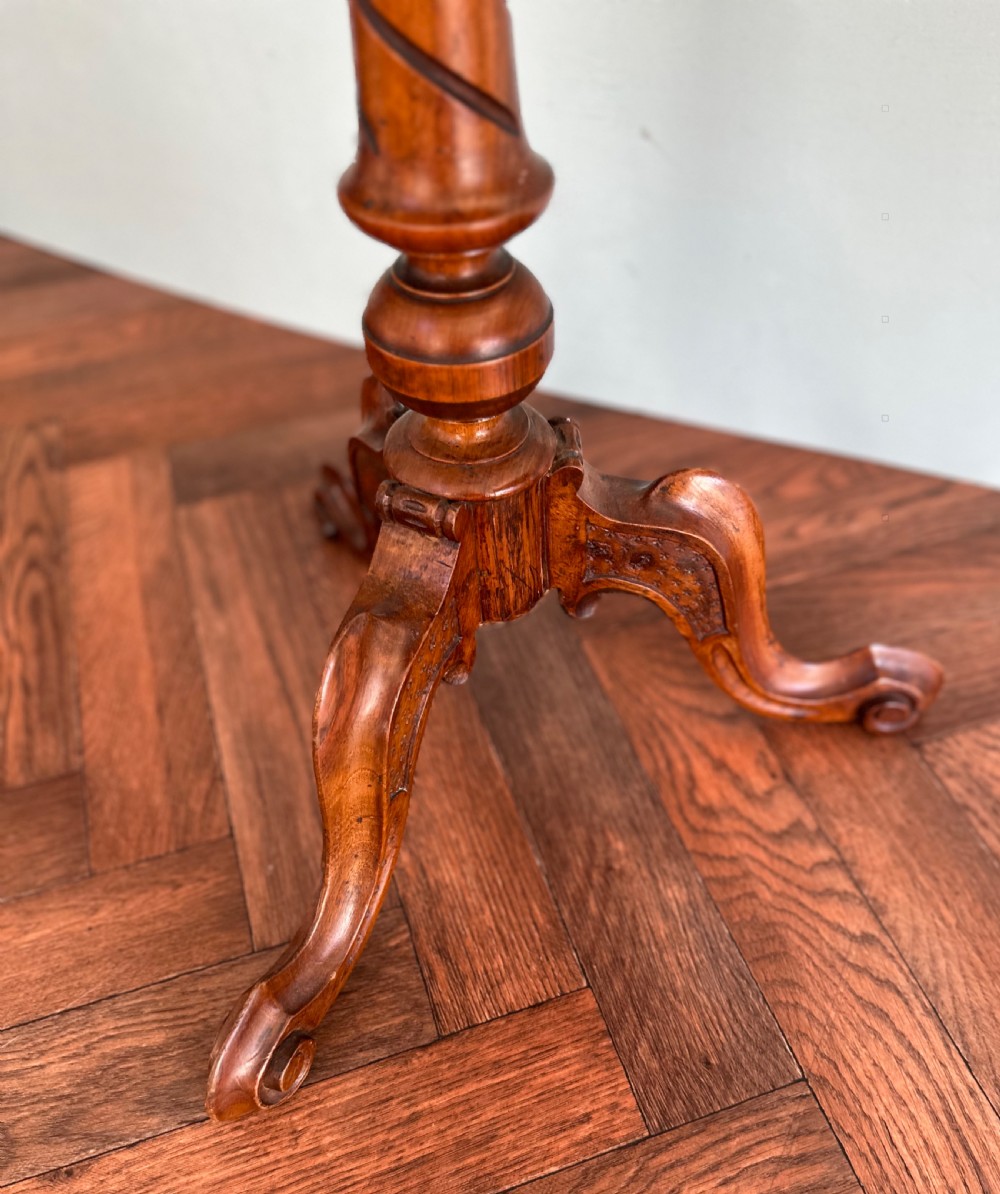 Lamp table Circa 1875 View III