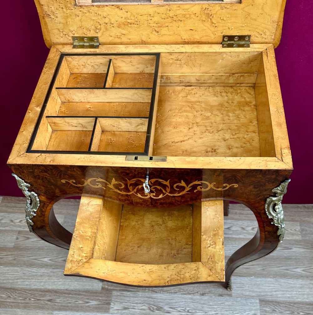 Victorian walnut.Dressing / Sewing /side Table. Circa 1875.
Work table. Sewing table  View XII
