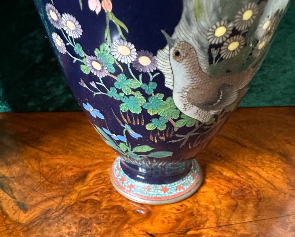 A pair of Japanese vases circa 1900. Cloisonne  View V