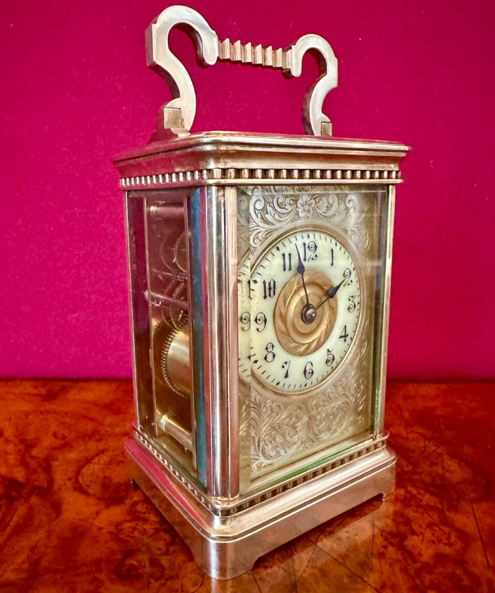 Exceptional quality 8 day striking carriage clock View II