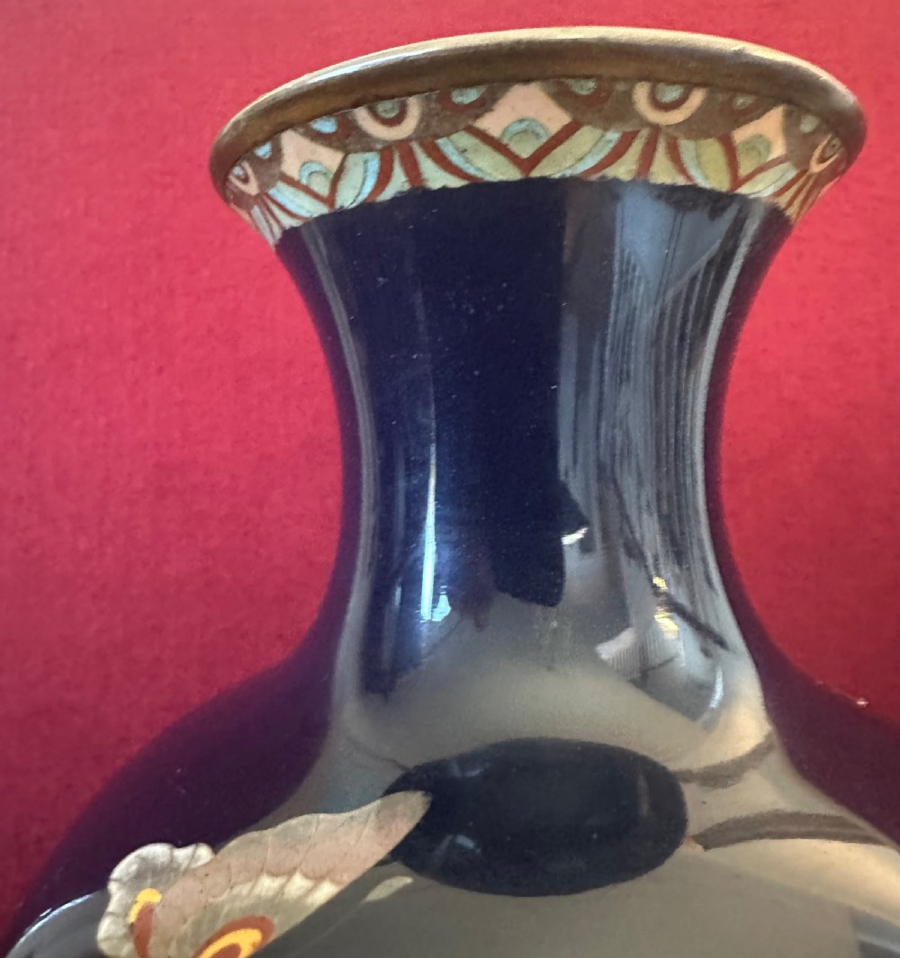 Beautiful Japanese Cloisonne floral vase circa 1890 View V