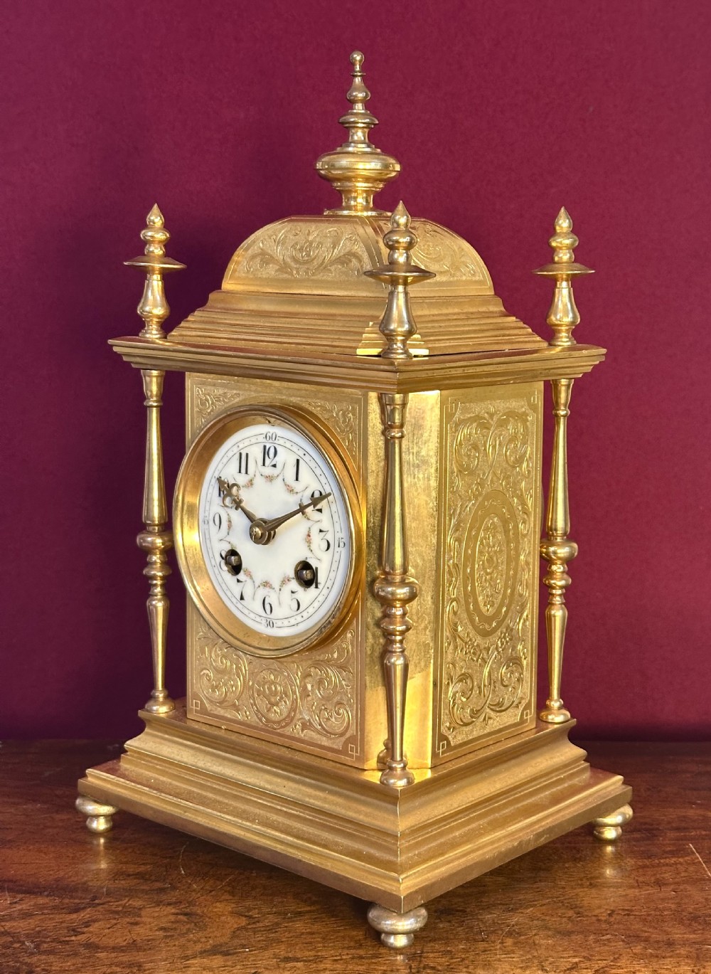 French striking mantle Clock circa 1880 View VIII