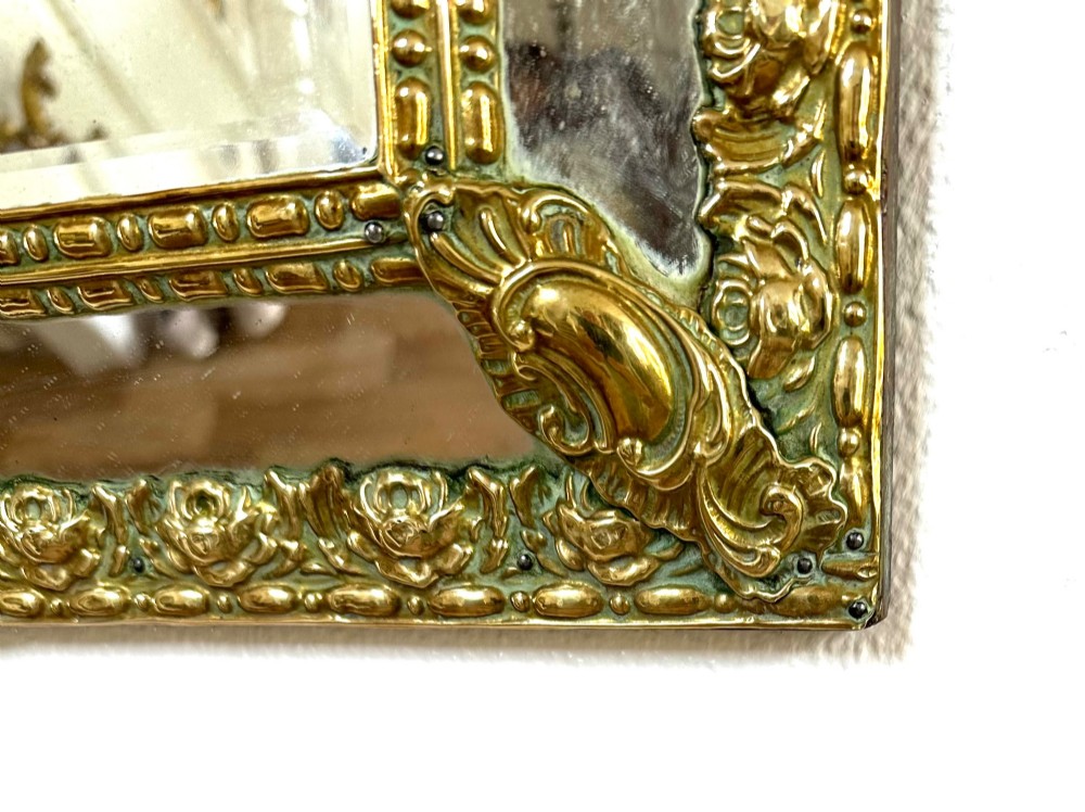 Alternate View