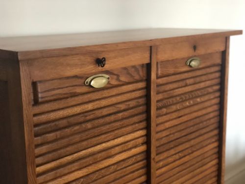 FRENCH ANTIQUE OAK DOUBLE TAMBOUR FILING CABINET - ADDITIONAL PHOTO 3