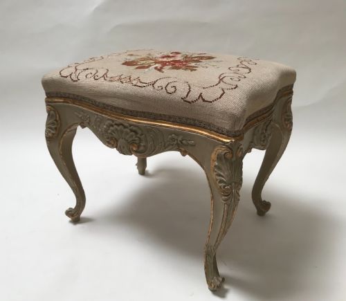STUNNING PAIR OF FRENCH STOOLS - ADDITIONAL PHOTO 3