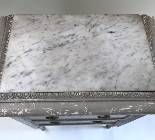 FRENCH DECORATIVE CHEST OF DRAWERS - ADDITIONAL PHOTO 4