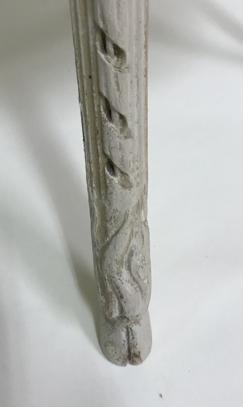 FRENCH DECORATIVE TABLE - ADDITIONAL PHOTO 2