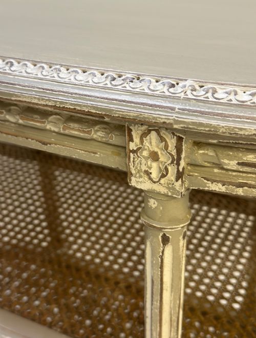 RARE FRENCH DECORATIVE TABLE - ADDITIONAL PHOTO 2