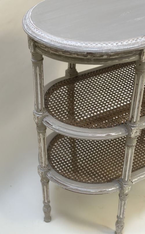 RARE FRENCH DECORATIVE TABLE - ADDITIONAL PHOTO 3