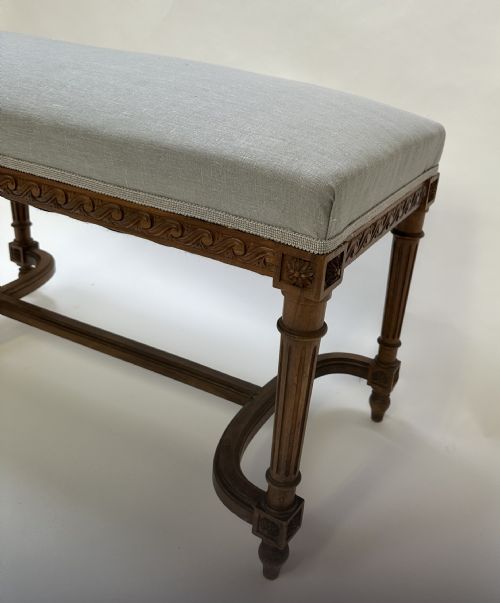 FRENCH DECORATIVE CARVED STOOL - ADDITIONAL PHOTO 4
