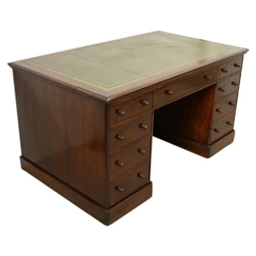 Late Victorian Mahogany Pedestal Desk
