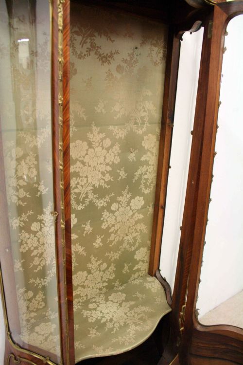 FRENCH KINGWOOD VITRINE CABINET - ADDITIONAL PHOTO 5