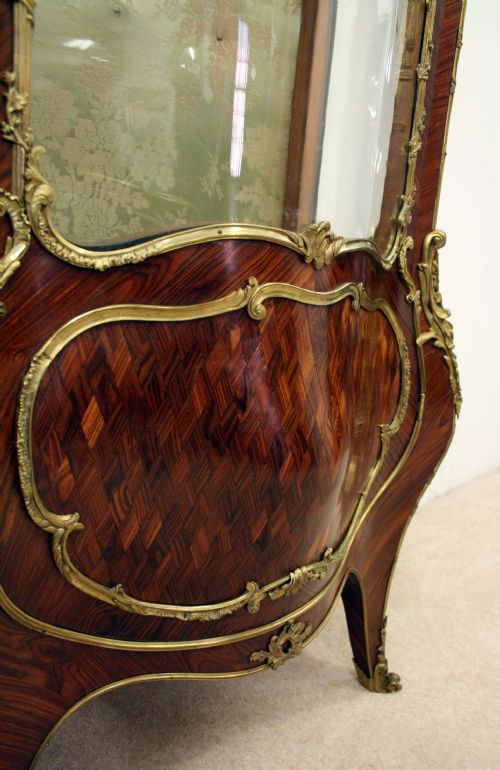 FRENCH KINGWOOD VITRINE CABINET - ADDITIONAL PHOTO 7