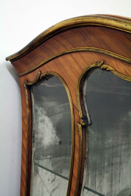 FRENCH KINGWOOD VITRINE CABINET - ADDITIONAL PHOTO 1