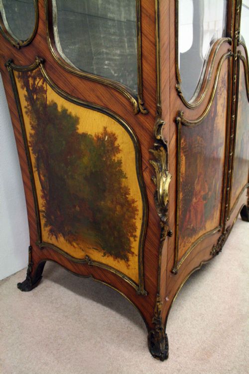 FRENCH KINGWOOD VITRINE CABINET - ADDITIONAL PHOTO 8