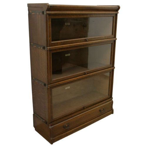 Globe Wernicke Oak Sectional/stacking Bookcase