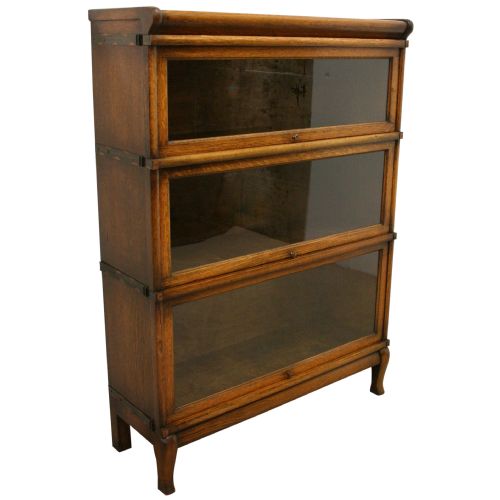 Globe Wernicke Oak Sectional/stacker Bookcase
