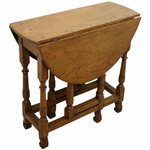 Georgian Oak Gate Leg Table