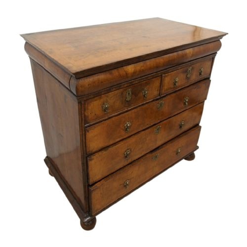 George I Walnut Chest of Drawers