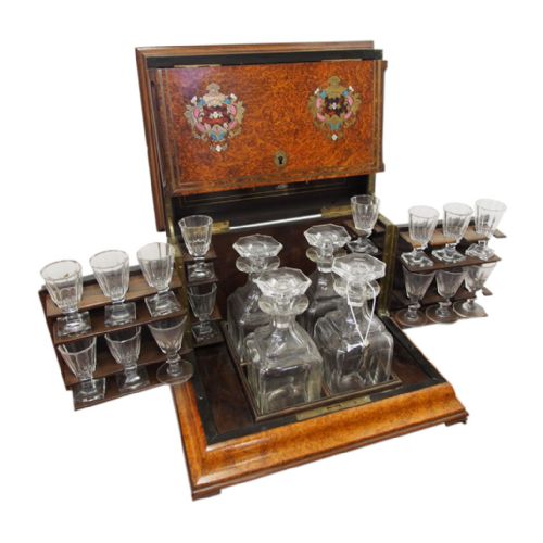 Amboyna Decanter Box