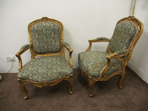 PAIR OF LOUIS XV CARVED AND GILTWOOD ARMCHAIRS - ADDITIONAL PHOTO 14